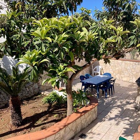Trullo Il Nespolo Apartment Алберобело Екстериор снимка