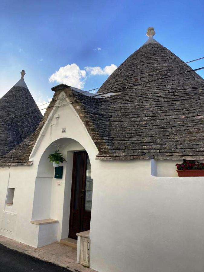 Trullo Il Nespolo Apartment Алберобело Екстериор снимка